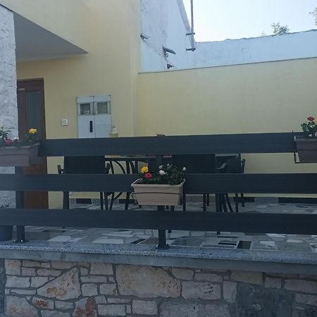 Lulic Lägenhet Labin  Exteriör bild